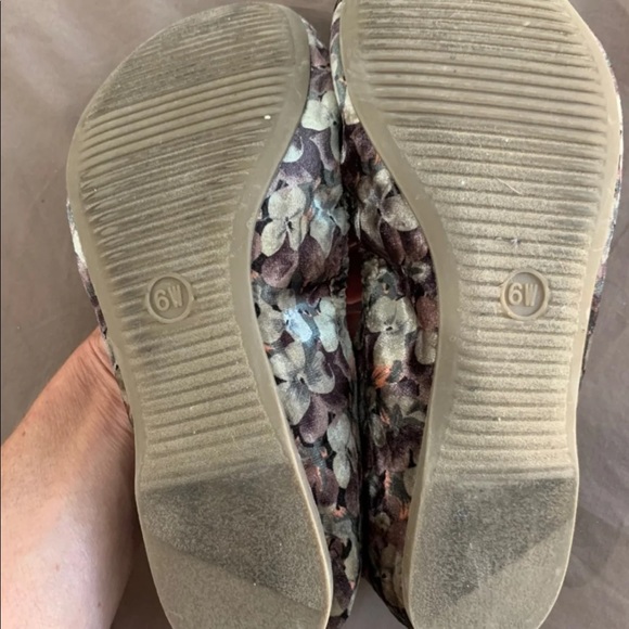 Fall color ballet flats size 6 - Picture 4 of 4